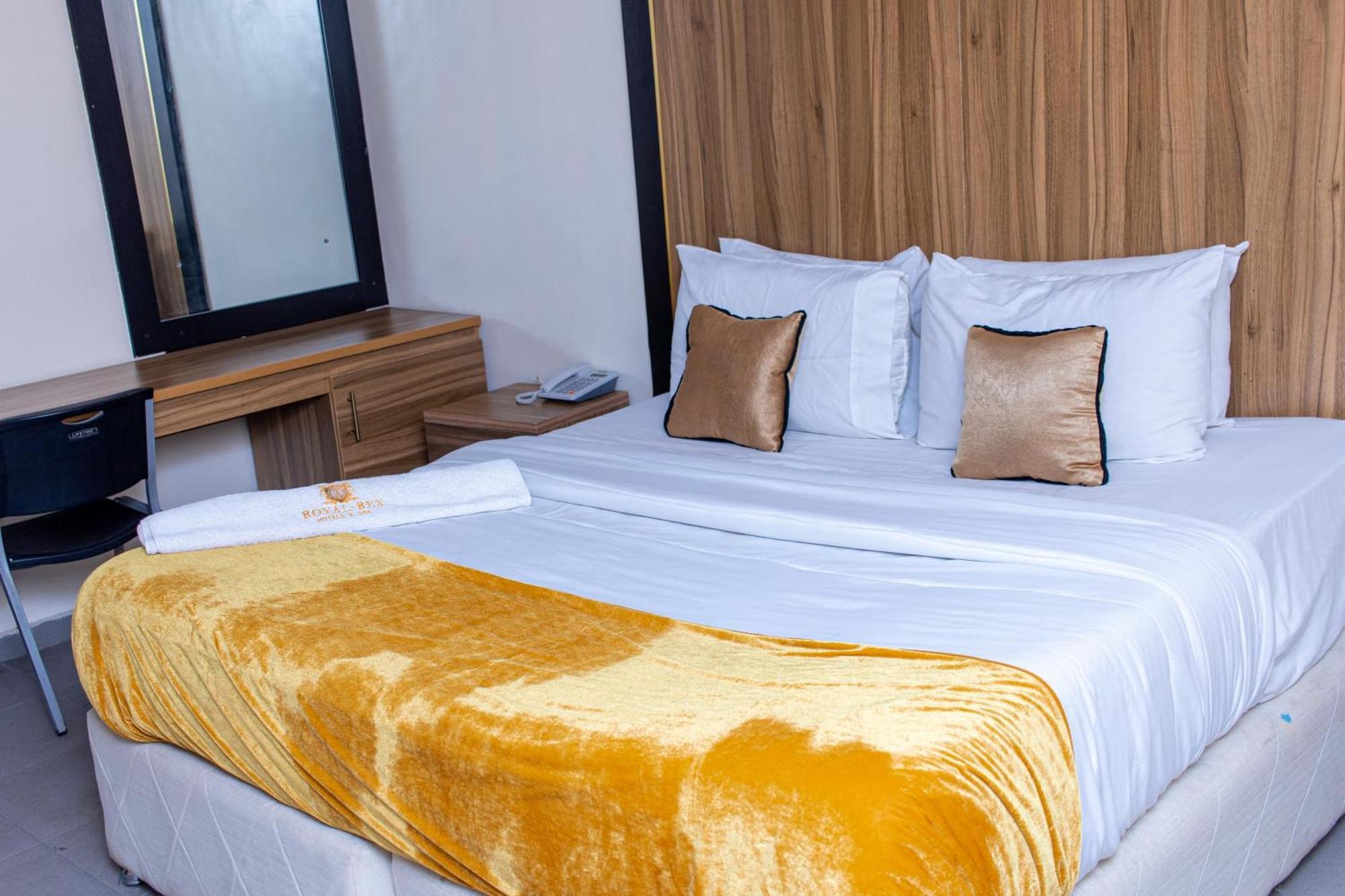 לגוס Royal Rex Hotels And Spa מראה חיצוני תמונה