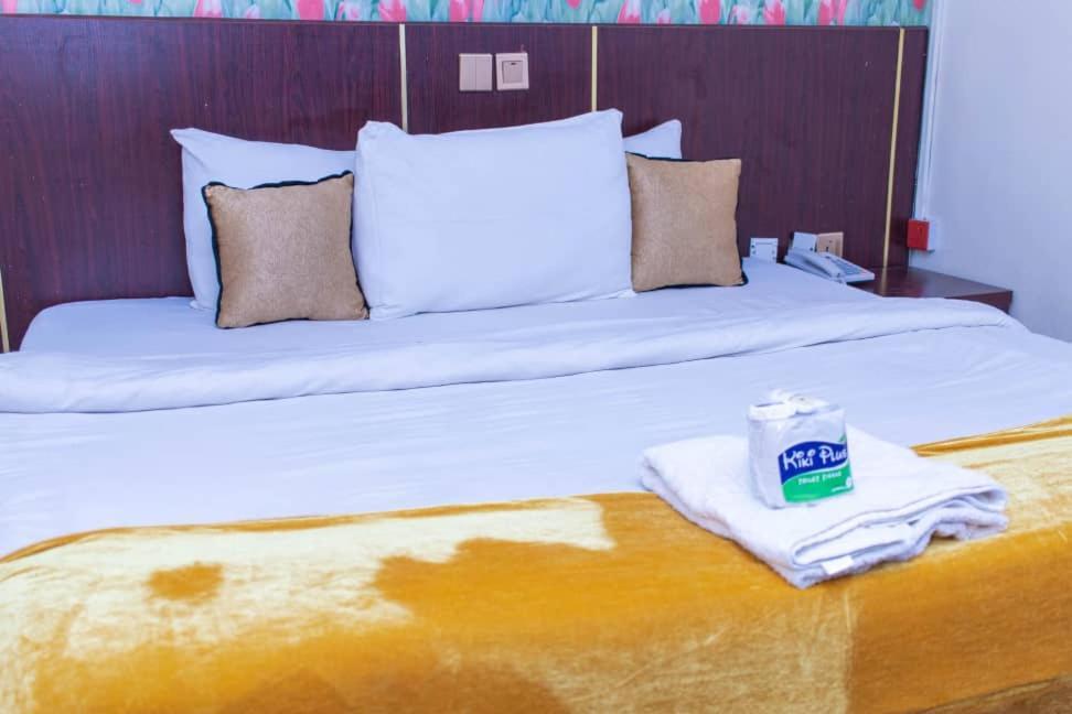 לגוס Royal Rex Hotels And Spa מראה חיצוני תמונה